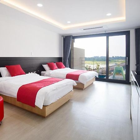 Jeju Christmas Resort Екстер'єр фото