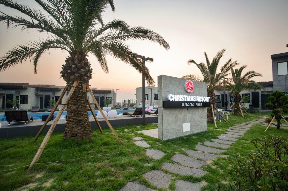 Jeju Christmas Resort Екстер'єр фото
