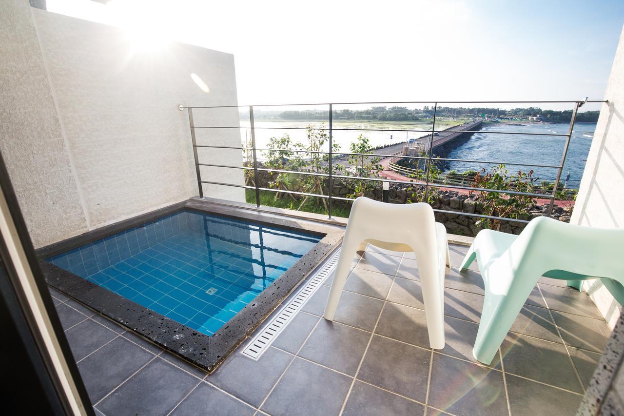 Jeju Christmas Resort Екстер'єр фото